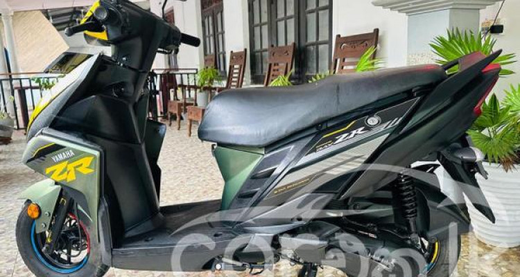 YAMAHA RAY 2018