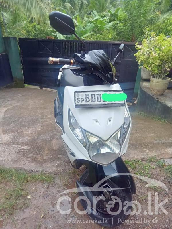 HONDA DIO 2015