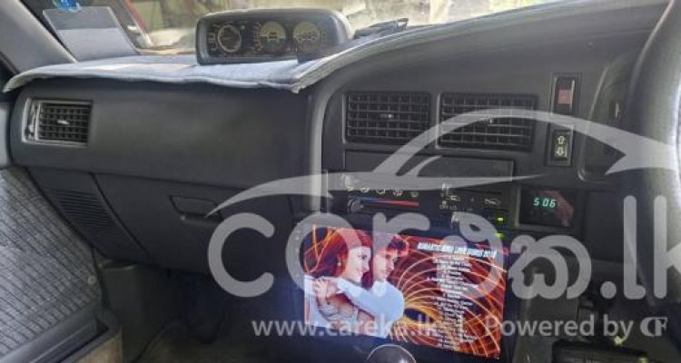 TOYOTA HILUX 107 1992
