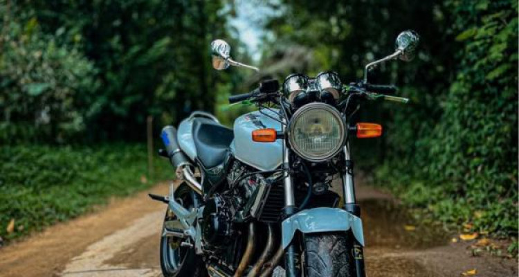 HONDA HORNET 2006