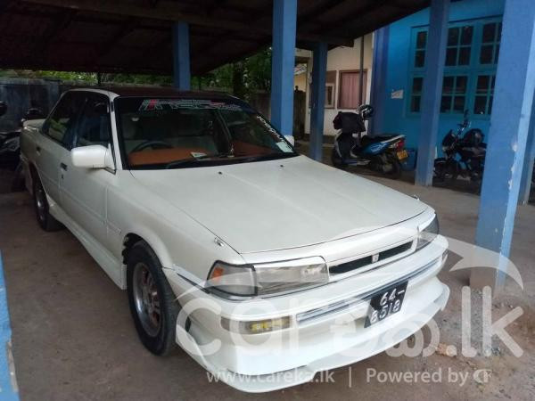 TOYOTA CAMRY 1989