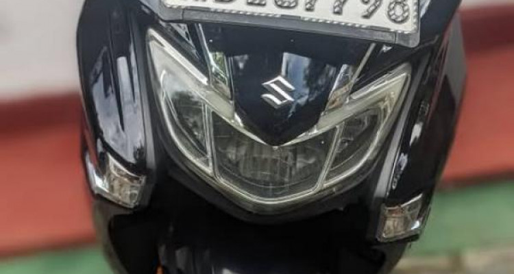 SUZUKI BURGMAN 2019