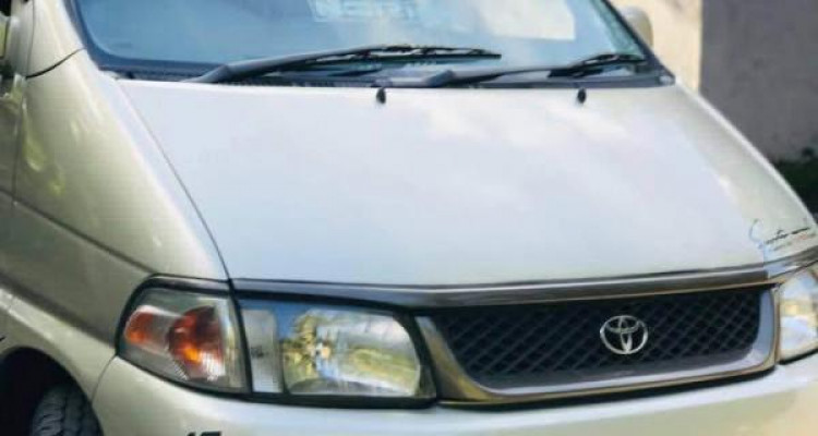 TOYOTA REGIUS 1999