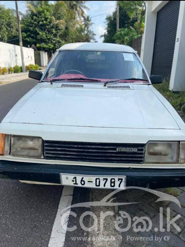MAZDA FAMILIA 1988