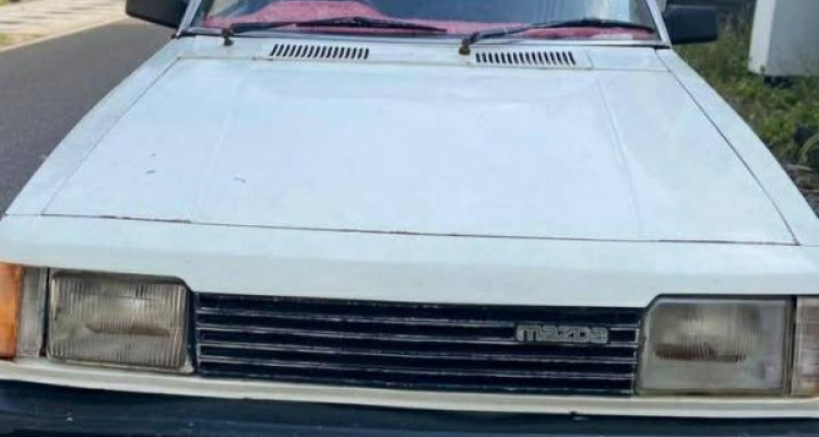 MAZDA FAMILIA 1988