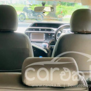 TOYOTA AQUA 2012