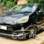 TOYOTA AQUA 2012