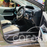 TOYOTA AQUA 2012