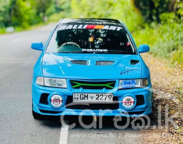 MITSUBISHI LANCER CK2 2001