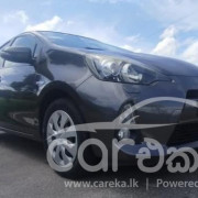 TOYOTA AQUA 2013