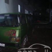 TOYOTA HIACE LH30 1980