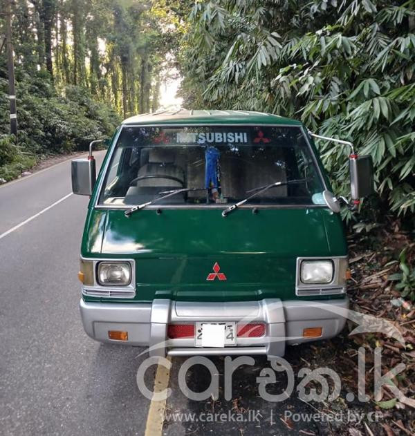 MITSUBISHI DELICA L300 1981