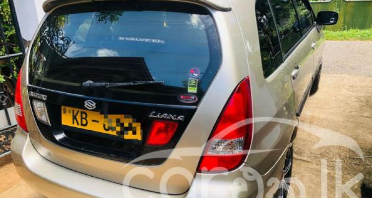 SUZUKI LIANA 2001