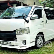TOYOTA TRH 2012