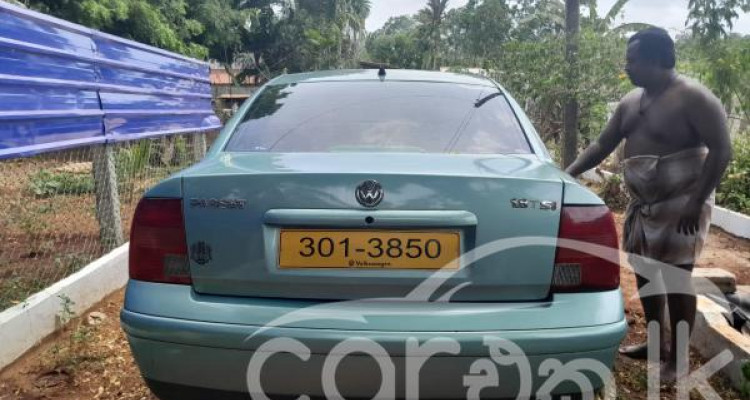 VOLKSWAGEN PASSAT 1999