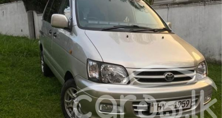 TOYOTA NOAH KR42 2000