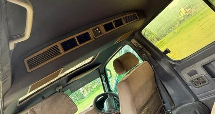 TOYOTA HIACE LH103 1994