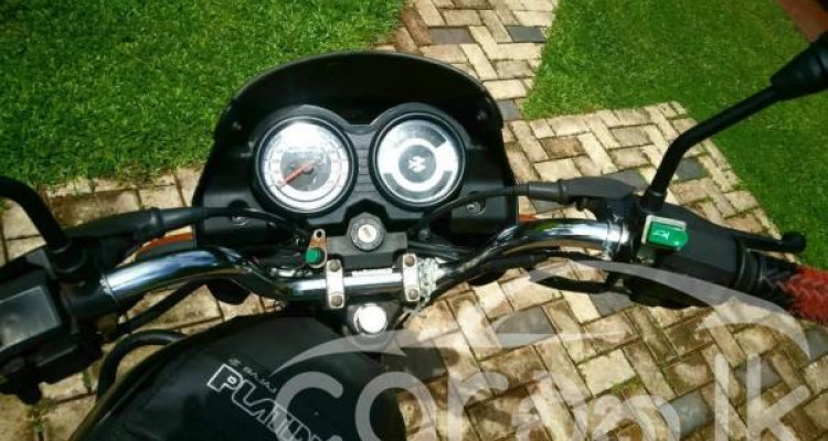 BAJAJ PLATINA 2013