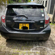 TOYOTA AQUA 2012