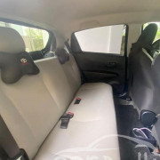 TOYOTA VITZ 2011