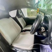 TOYOTA VITZ 2011