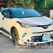 TOYOTA C-HR 2017