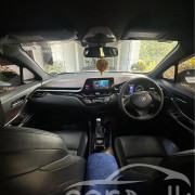 TOYOTA C-HR 2017