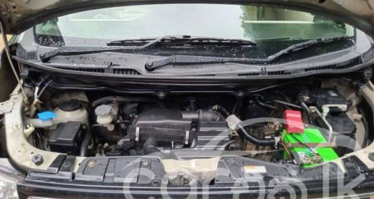 SUZUKI WAGON R 2018