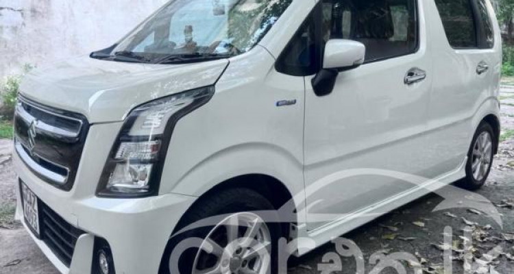 SUZUKI WAGON R STINGRAY 2018