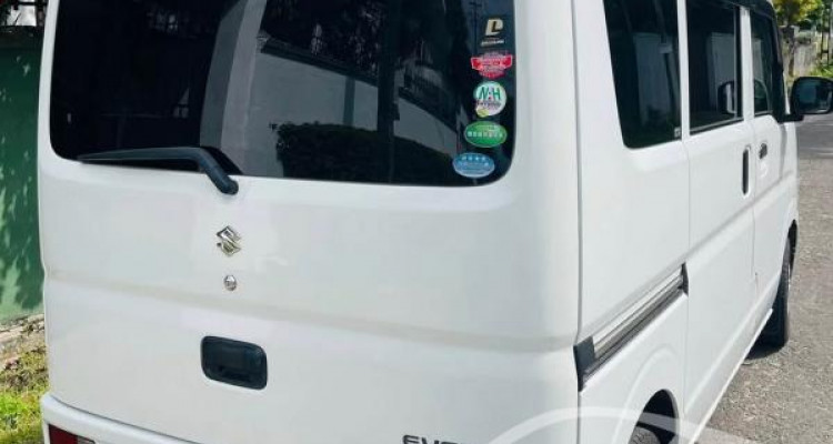 SUZUKI EVERY 2018