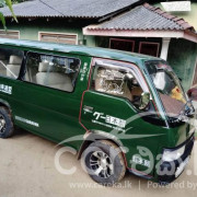 NISSAN CARAVAN 1993