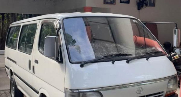 TOYOTA DOLPHIN LH113 1996