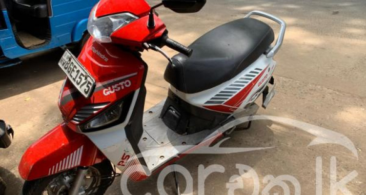 MAHINDRA GUSTO 2018