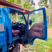 ISUZU ELF 1983