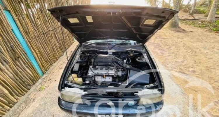 NISSAN SUNNY 1993