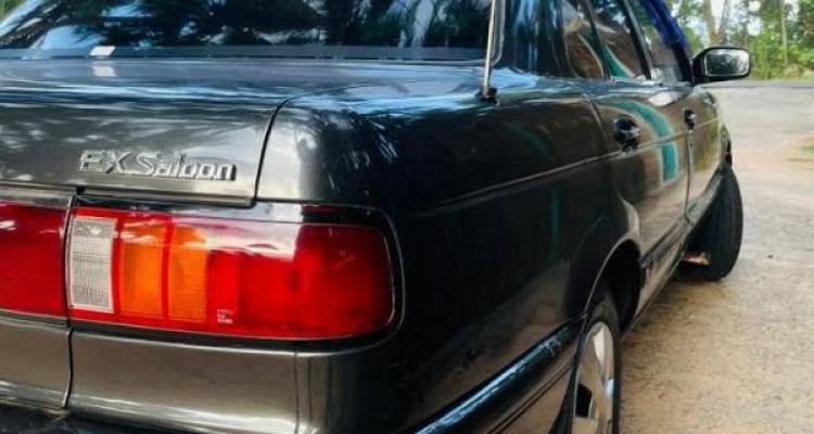 NISSAN SUNNY 1993