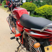 BAJAJ CT100 2006
