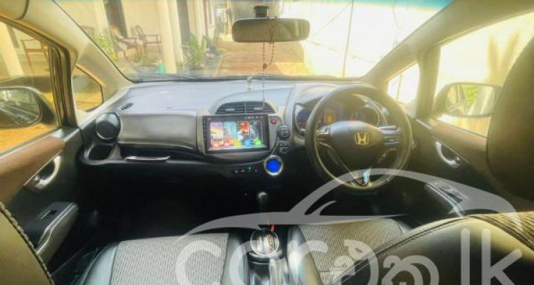 HONDA FIT SHUTTLE 2012