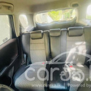 HONDA FIT SHUTTLE 2012