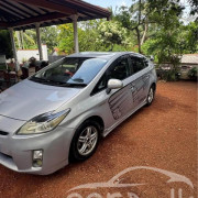 TOYOTA PRIUS 2010