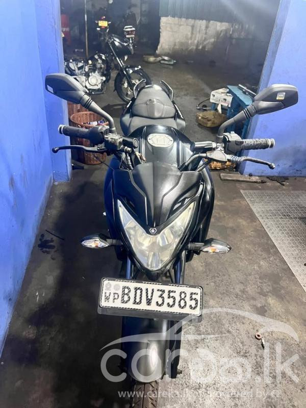 BAJAJ PULSAR NS 2016