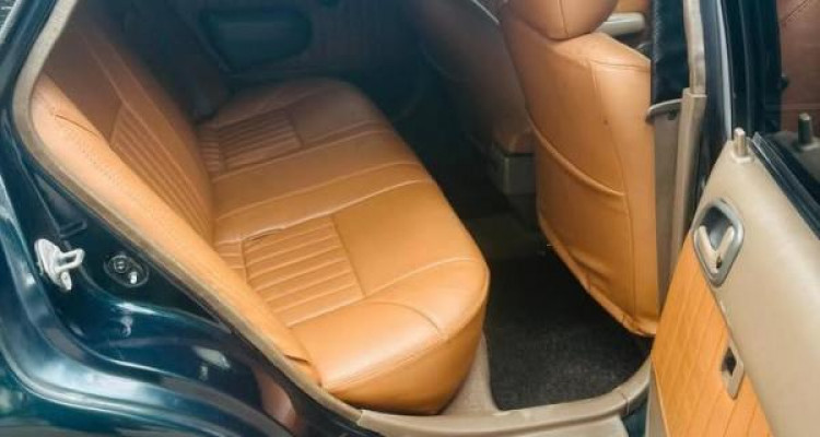 TOYOTA COROLLA 1995