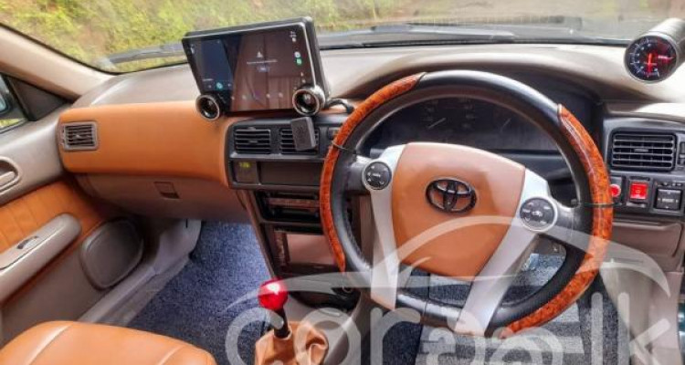 TOYOTA COROLLA 1995