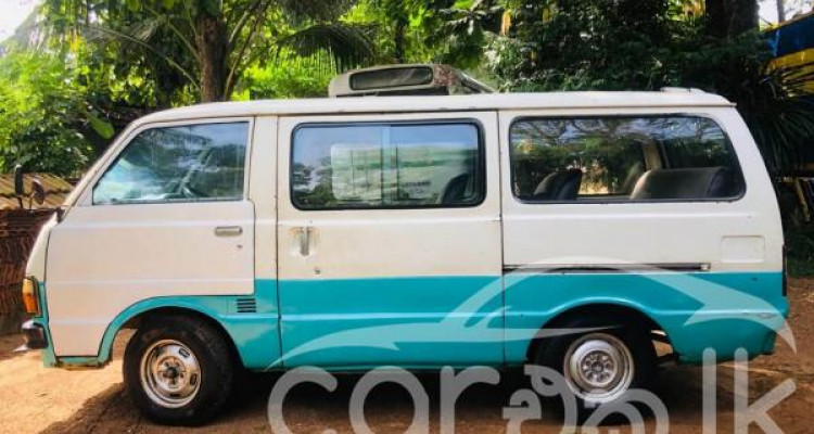 TOYOTA HIACE LH20 1980