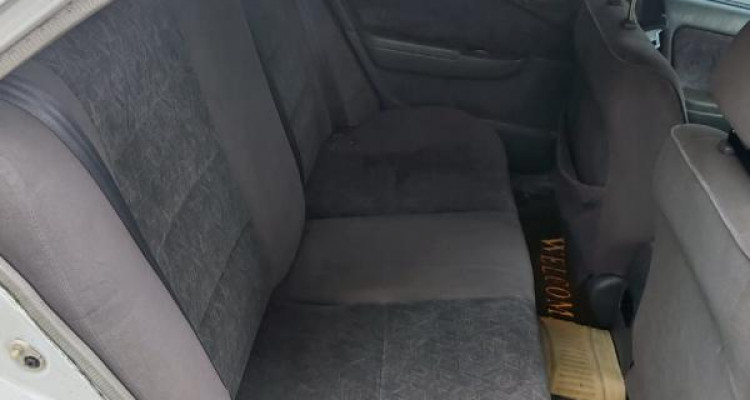 TOYOTA CARINA 2001