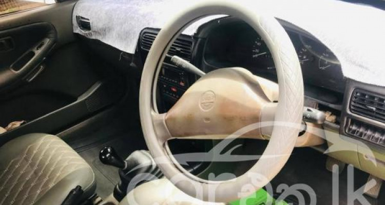 NISSAN DOCTOR SUNNY 1992