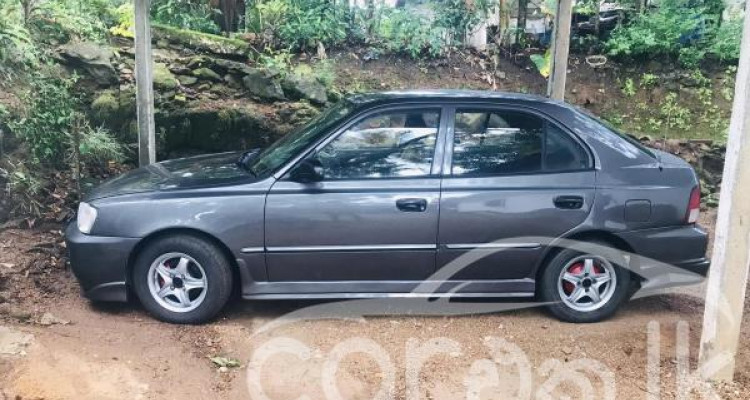 HYUNDAI ACCENT 2002