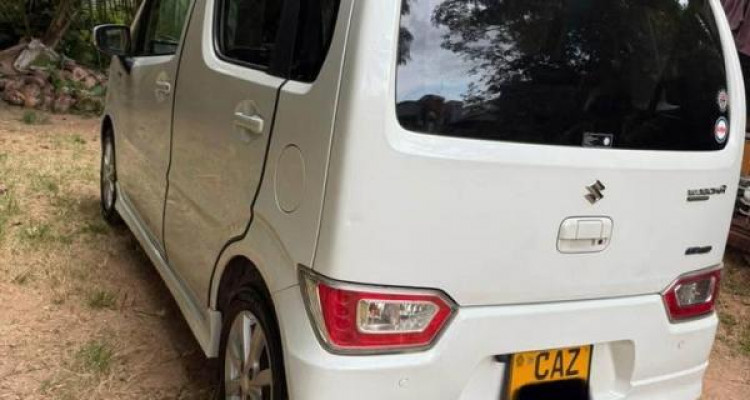 SUZUKI WAGON R FZ 2017