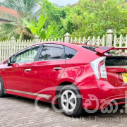TOYOTA PRIUS 2012