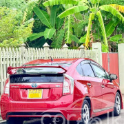 TOYOTA PRIUS 2012